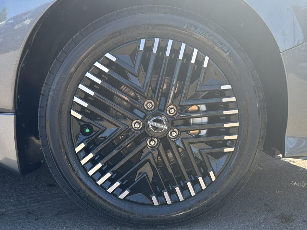 2025 Nissan Leaf SV Plus