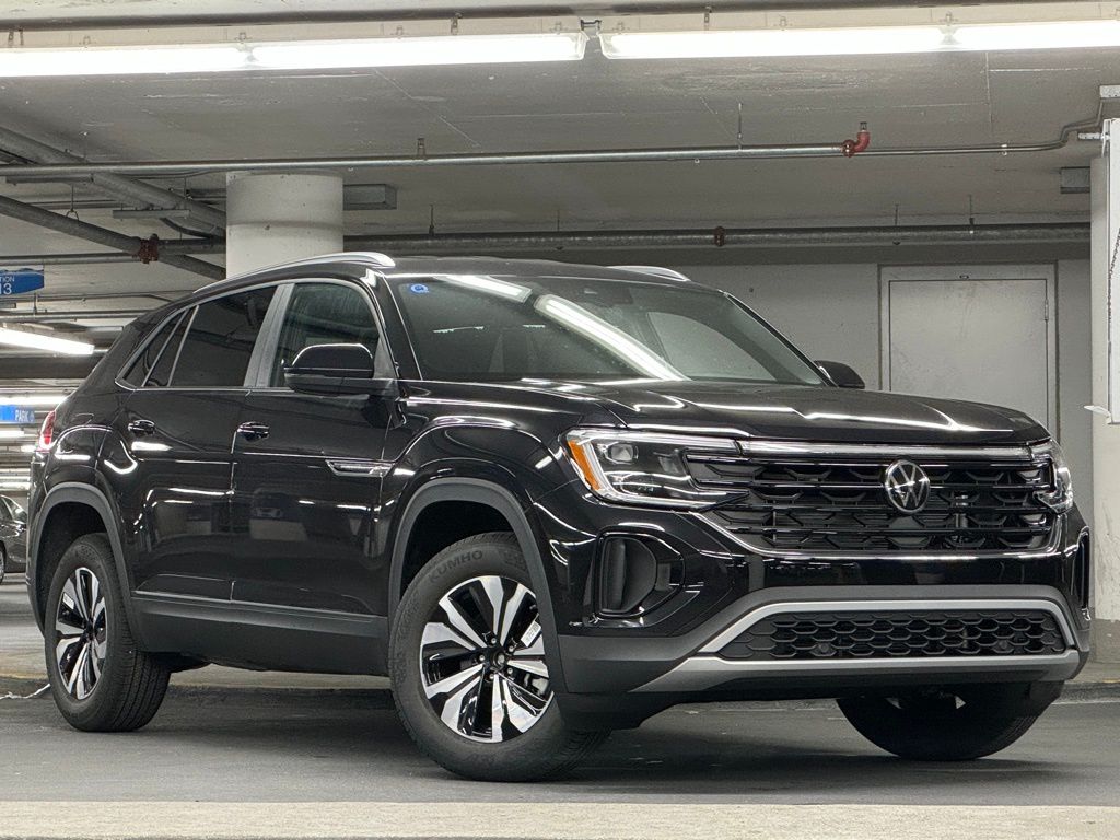 2024 Volkswagen Atlas Cross Sport 2.0T SE 2