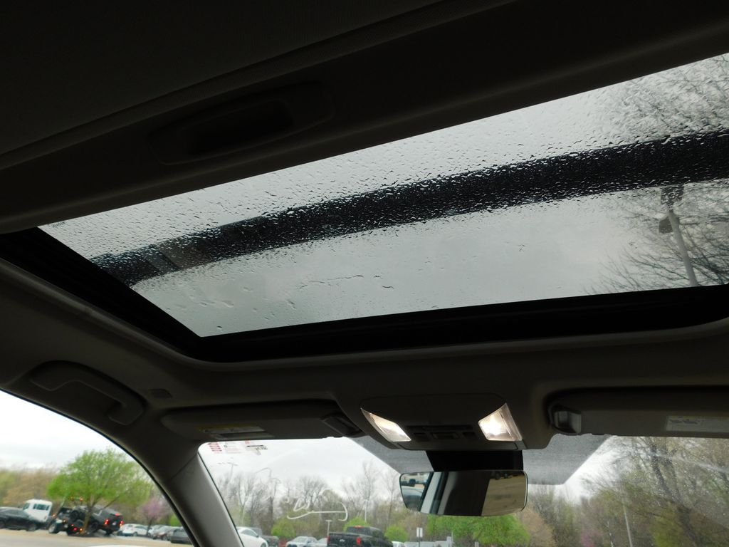 Thumbnail: 2024 Toyota RAV4 - 6