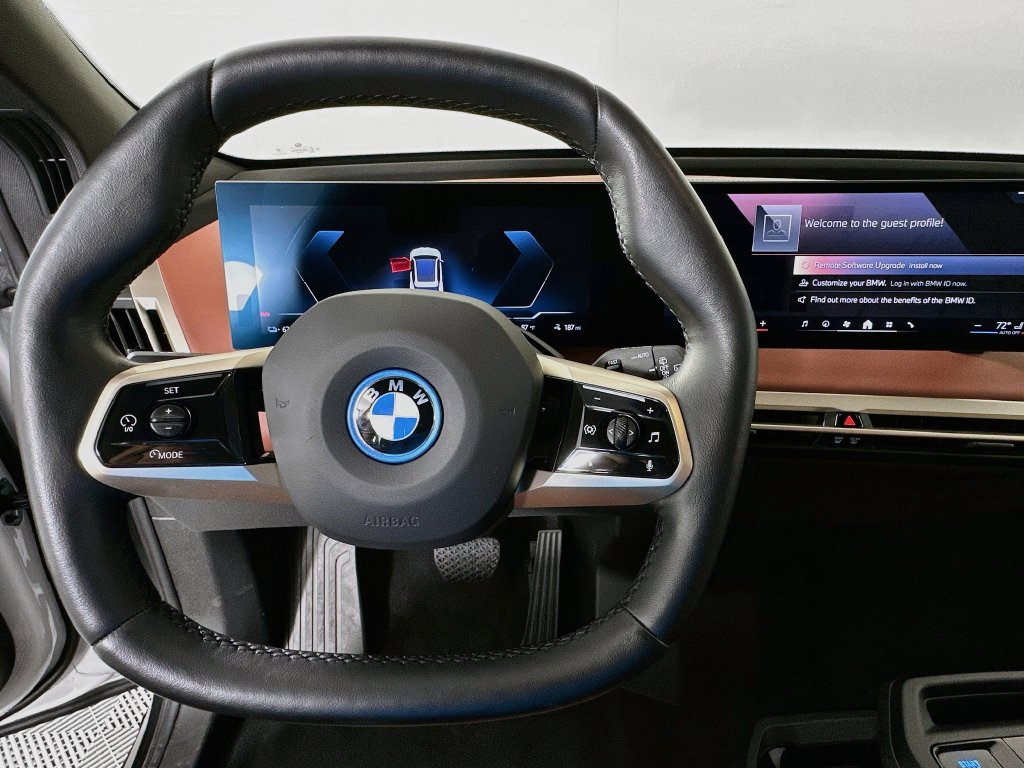 Thumbnail: 2024 BMW iX - 11