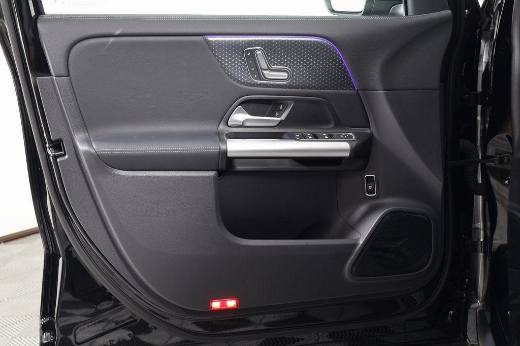 Thumbnail: 2025 Mercedes-Benz GLA - 12