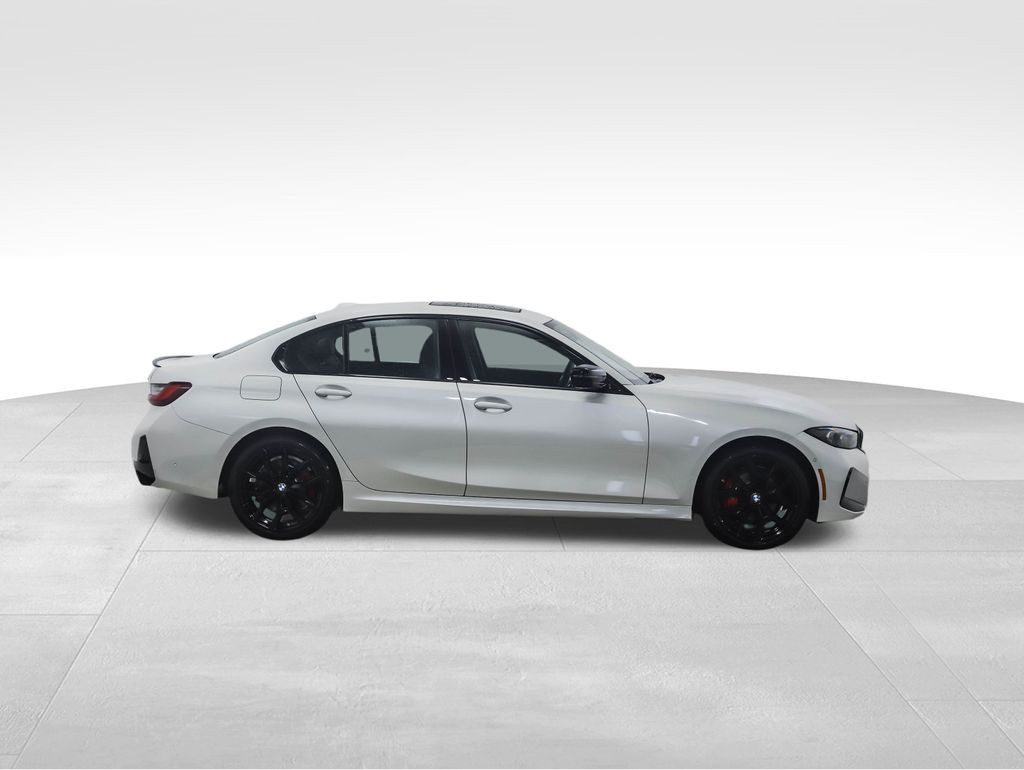 Thumbnail: 2026 BMW 3 Series - 6