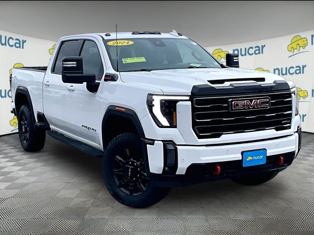 Summit White 2024 GMC Sierra 2500HD AT4 Crew Cab 4WD Pickup Truck Four-Wheel Drive Automatic