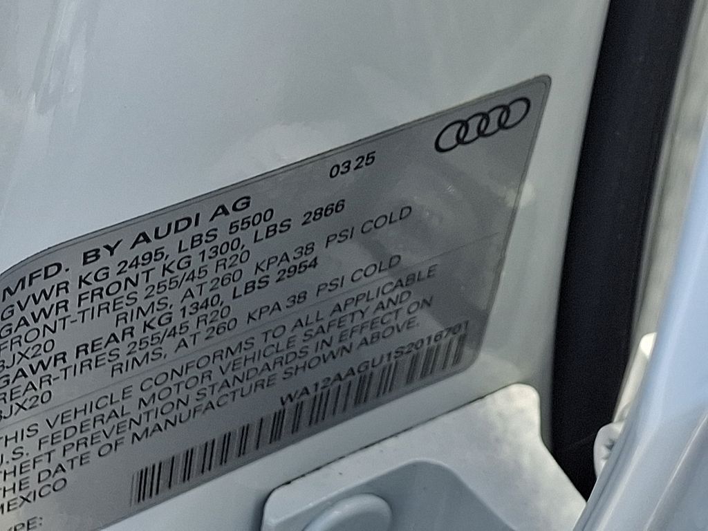 Thumbnail: 2025 Audi Q5 - 26