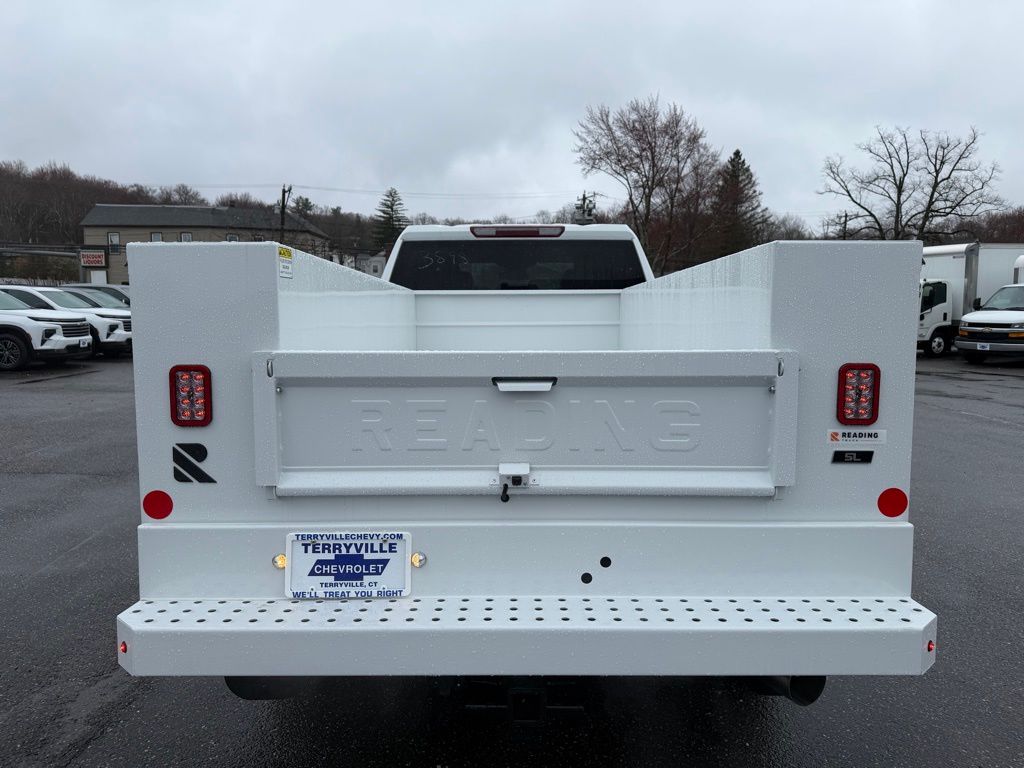 View vehicle photo 7