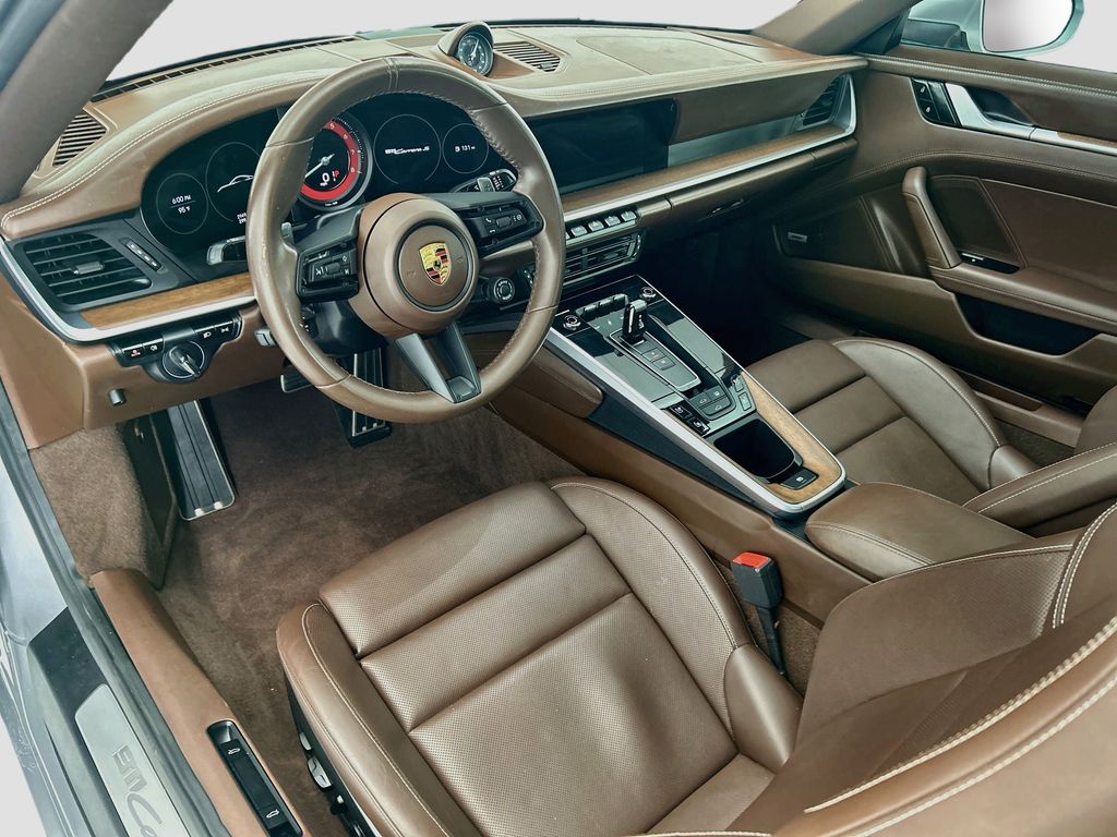 Thumbnail: 2020 Porsche 911 - 9