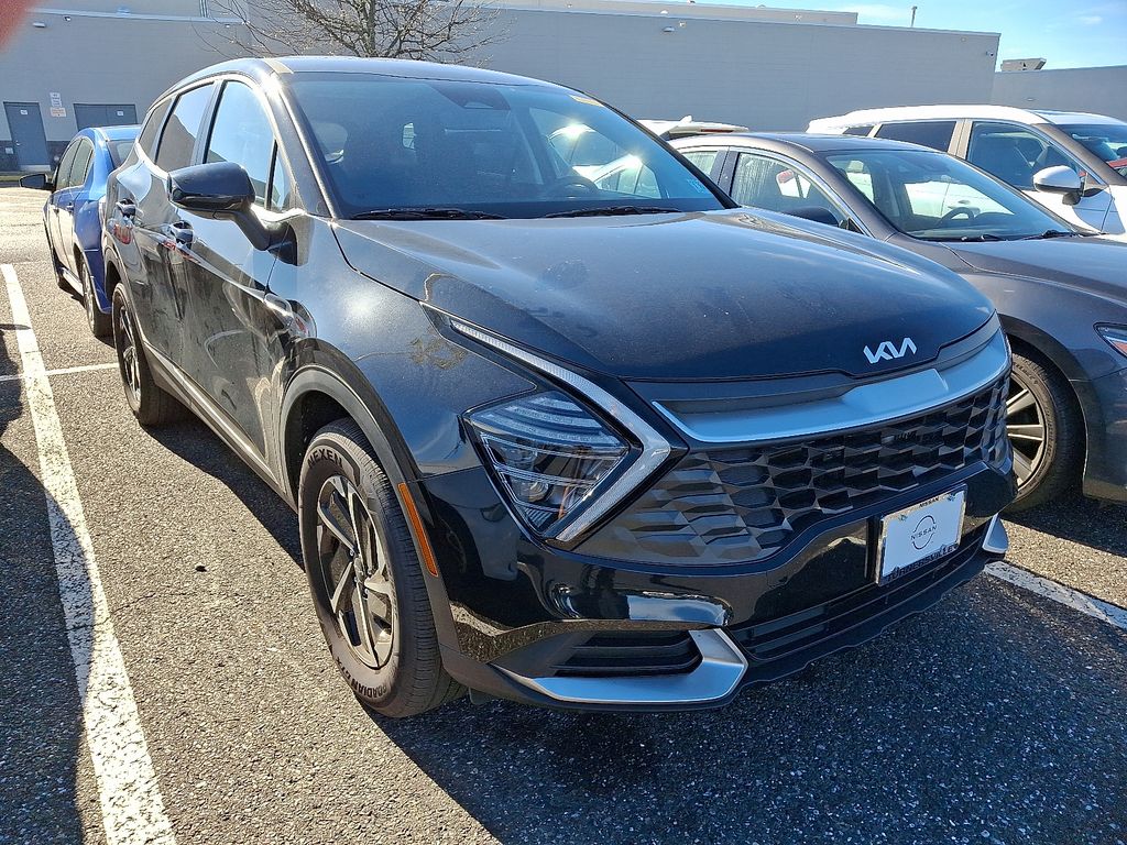 Thumbnail: 2024 Kia Sportage - 3