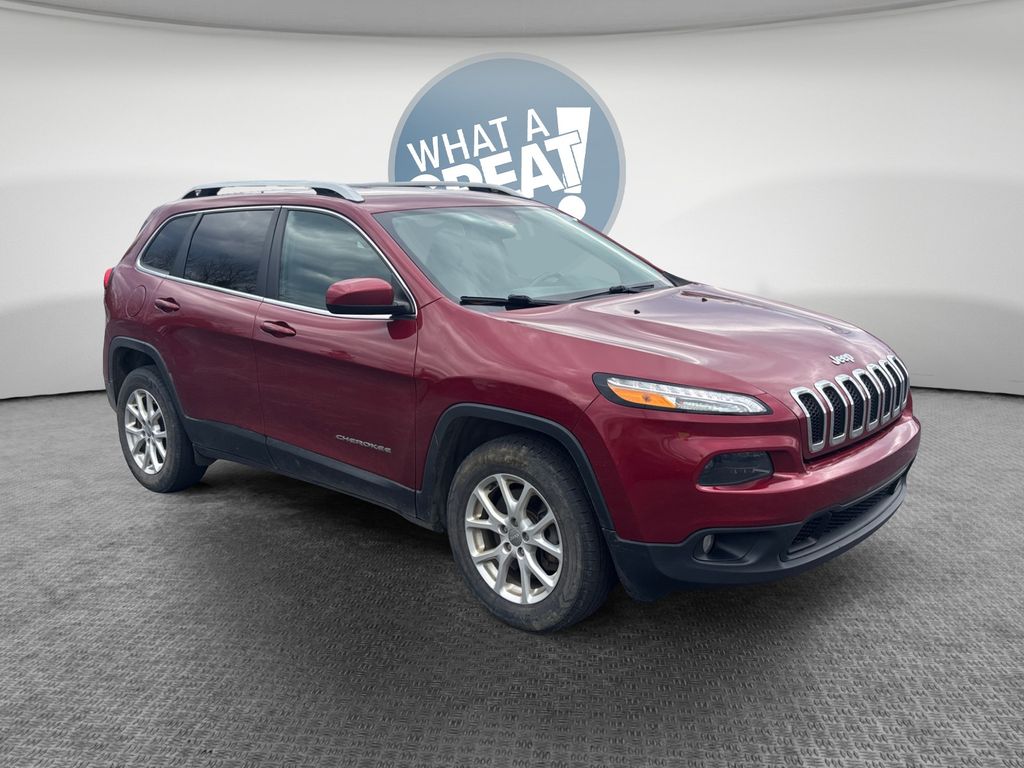Deep Cherry Red Crystal Pearlcoat 2016 Jeep Cherokee Latitude 4WD SUV / Crossover Four-Wheel Drive 9-Speed Automatic