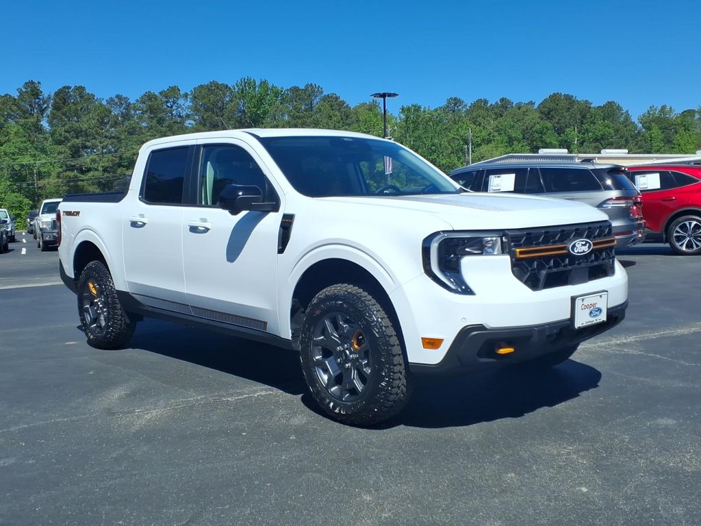 Oxford White 2026 Ford Maverick Tremor SuperCrew AWD Pickup Truck All-Wheel Drive 8-Speed Automatic