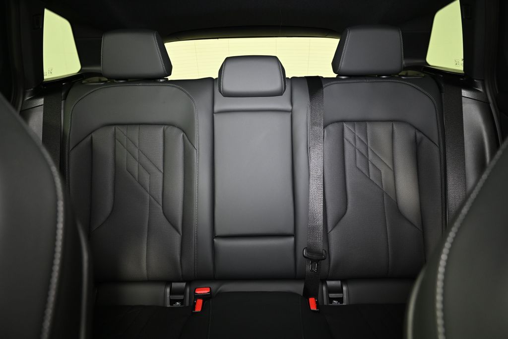 Thumbnail: 2025 BMW X3 - 25