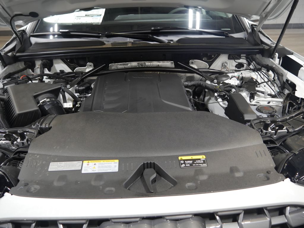 Thumbnail: 2026 Audi Q5 - 11