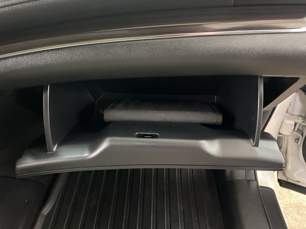 2016 Honda CR-V Touring photo