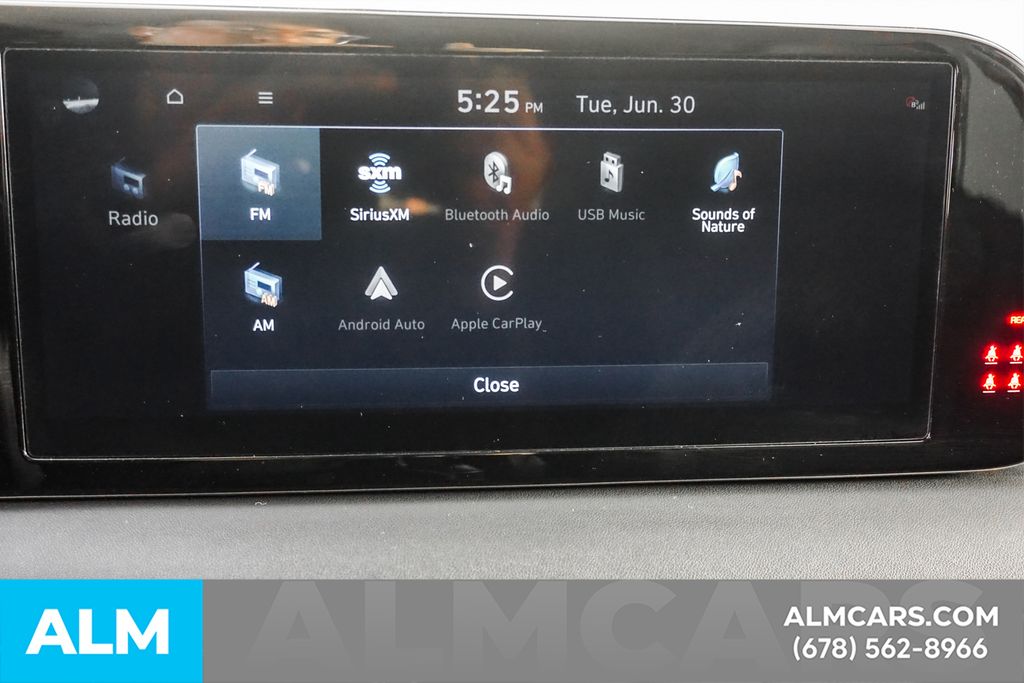 Used 2025 White Hyundai SE image 34