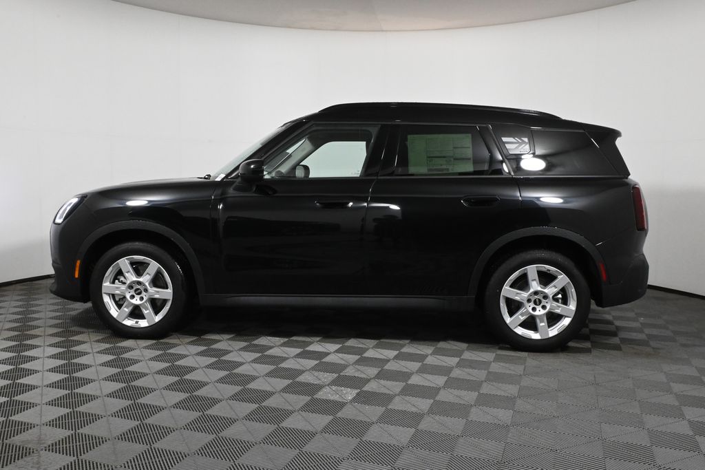 2025 MINI Cooper Countryman Base 2