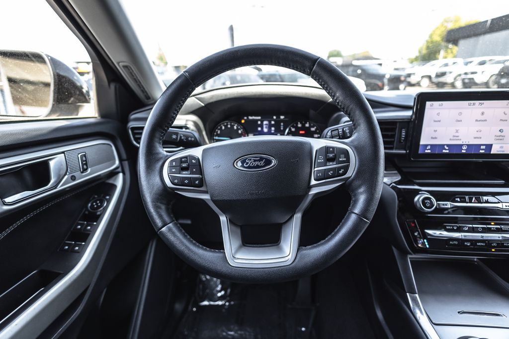 2022 Ford Explorer Limited thumbnail 23
