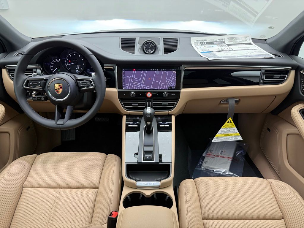 Thumbnail: 2026 Porsche Macan - 22