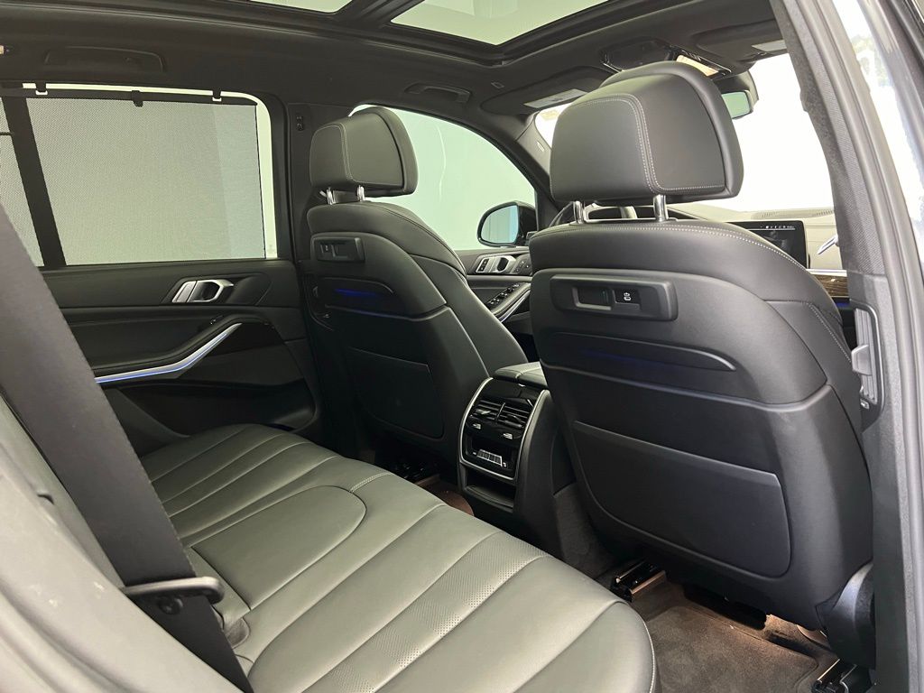 Thumbnail: 2021 BMW X5 - 8