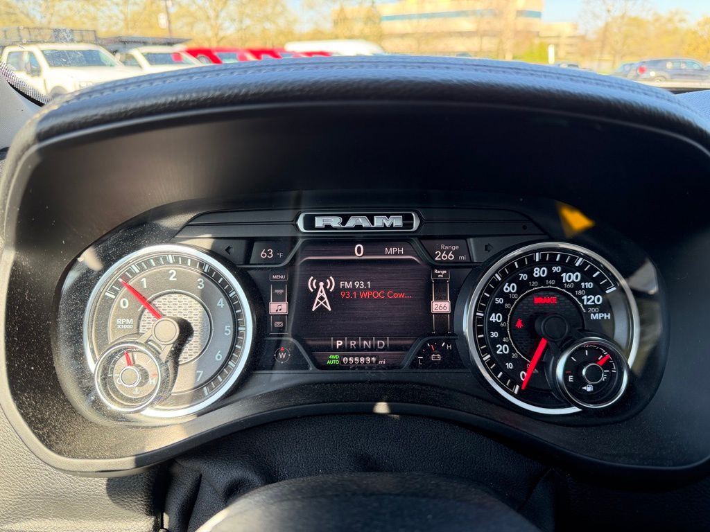 2020 Ram 1500 Laramie Crew Cab 4x4 5'7" Box