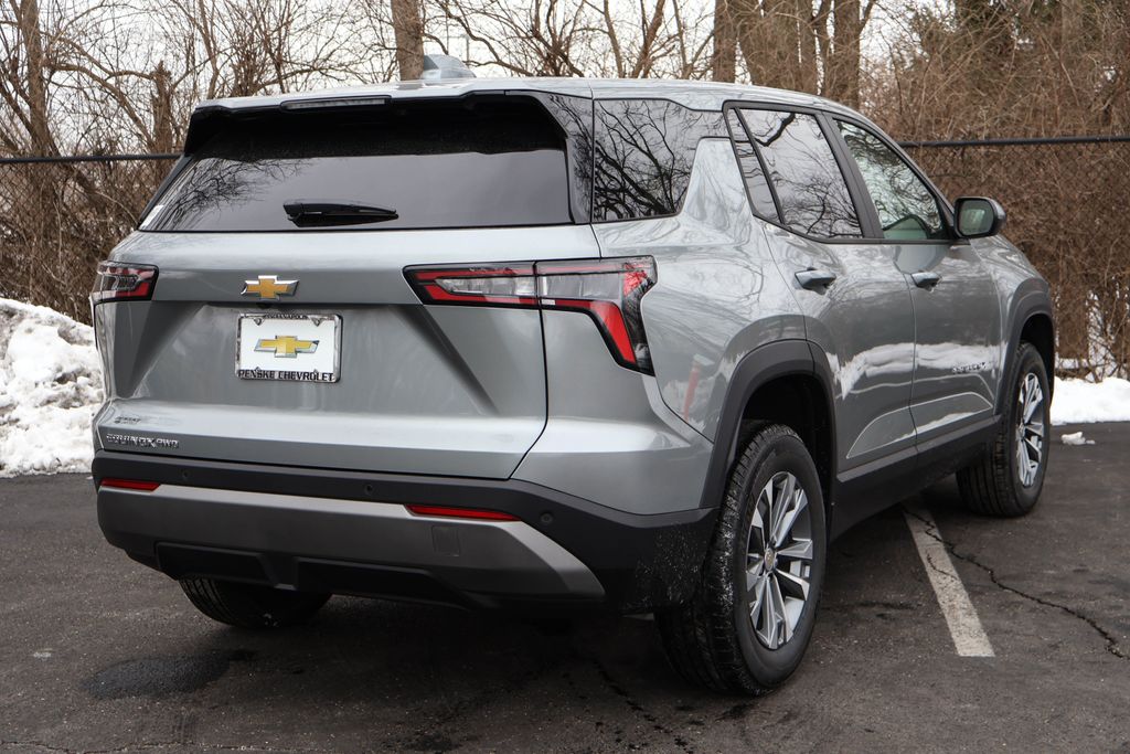 2025 Chevrolet Equinox LT 8