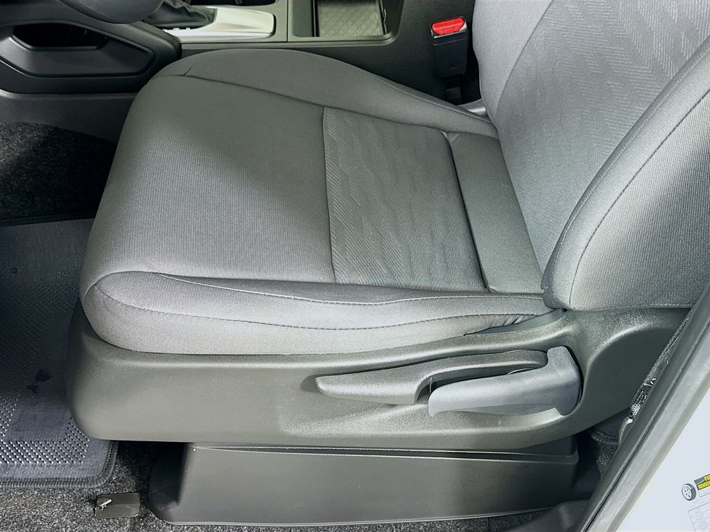 Thumbnail: 2025 Nissan Frontier - 19