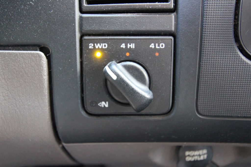 Used 2004 Dodge Dakota Truck