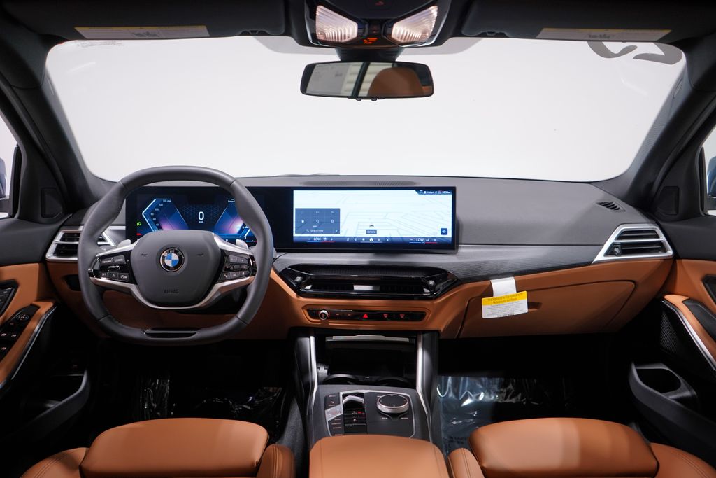 Thumbnail: 2025 BMW 3 Series - 10