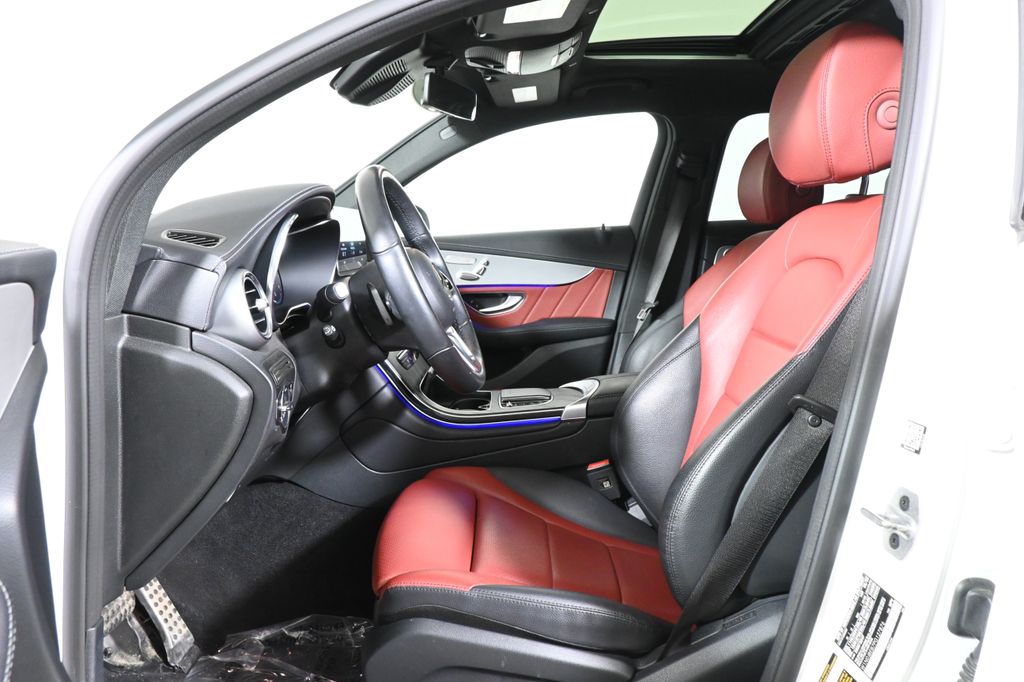 Thumbnail: 2023 Mercedes-Benz GLC - 3