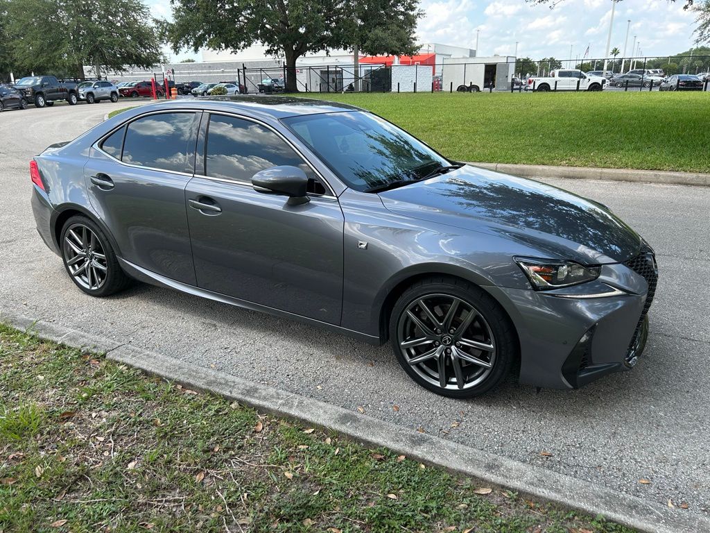 Thumbnail: 2018 Lexus IS - 7