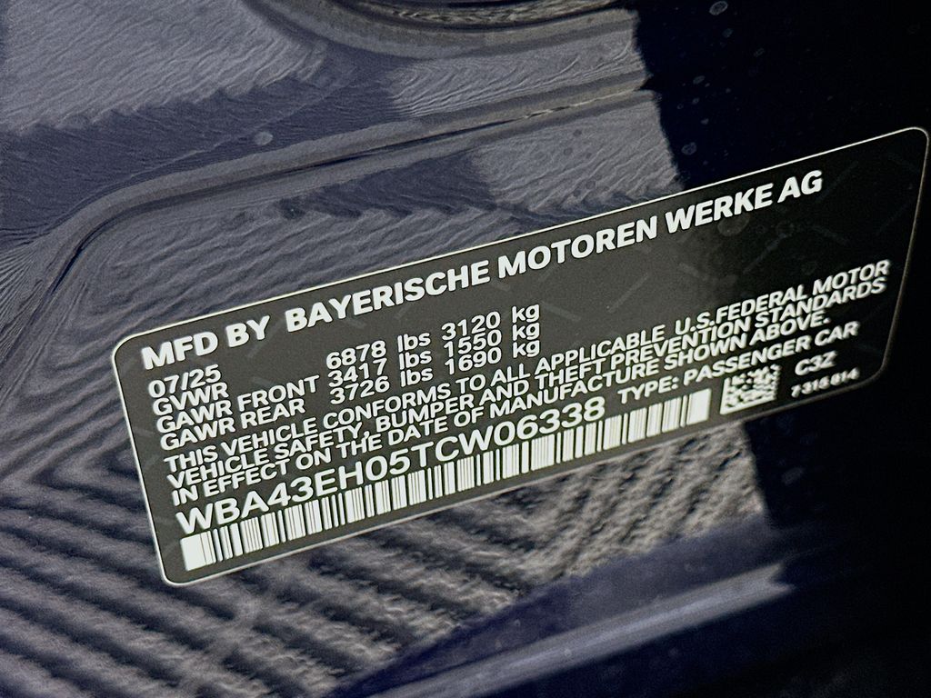 Thumbnail: 2026 BMW 7 Series - 24