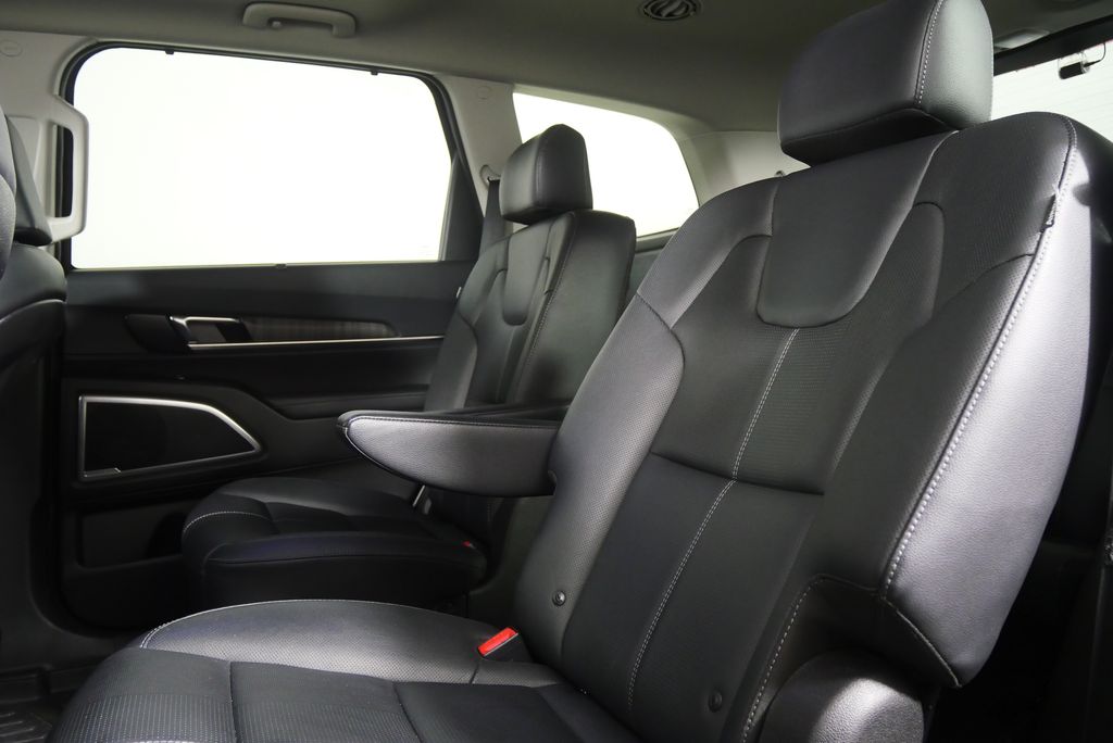 Thumbnail: 2023 Kia Telluride - 15