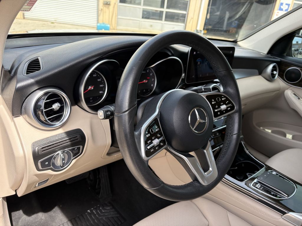 Used 2020 Silver Mercedes-Benz GLC 300 image 14