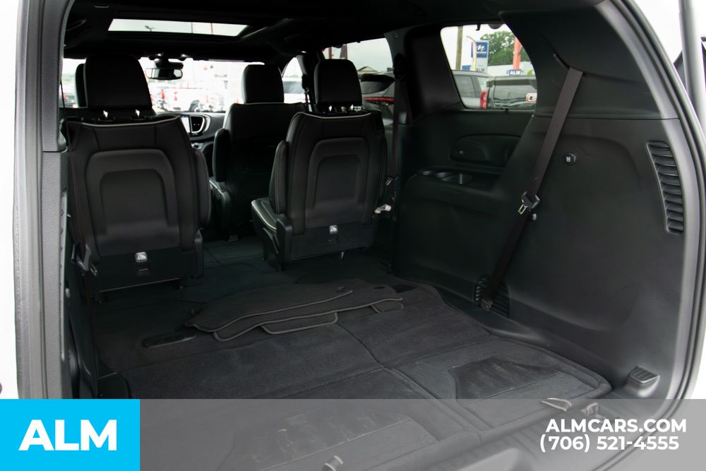 2024 Chrysler Pacifica Limited photo 11