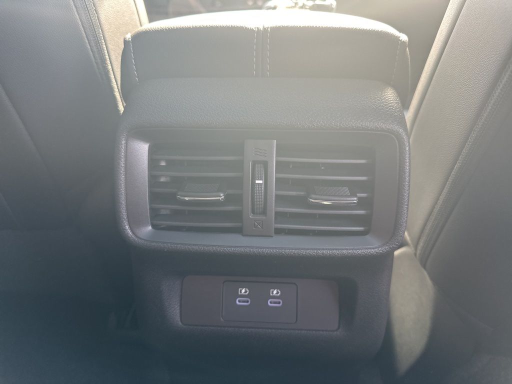 2025 Everest White Pearl Tricoat Nissan Murano SL AWD SUV