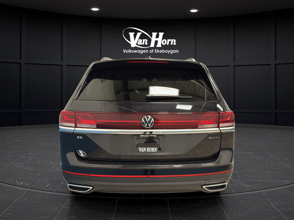 Used 2024 Deep Black Volkswagen 2.0T SE image 6