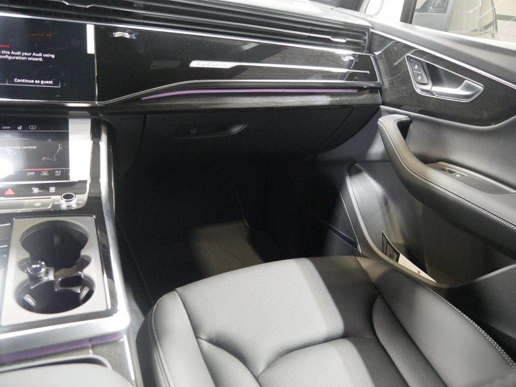 Thumbnail: 2026 Audi Q7 - 28