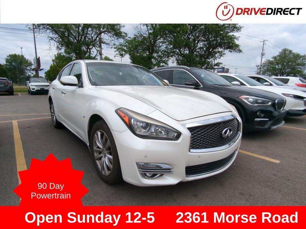 2016 INFINITI Q70 3.7 AWD