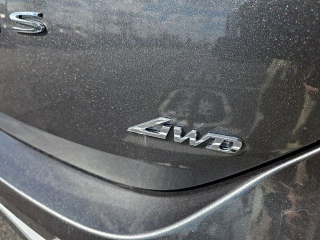 2025 Genesis G70  12