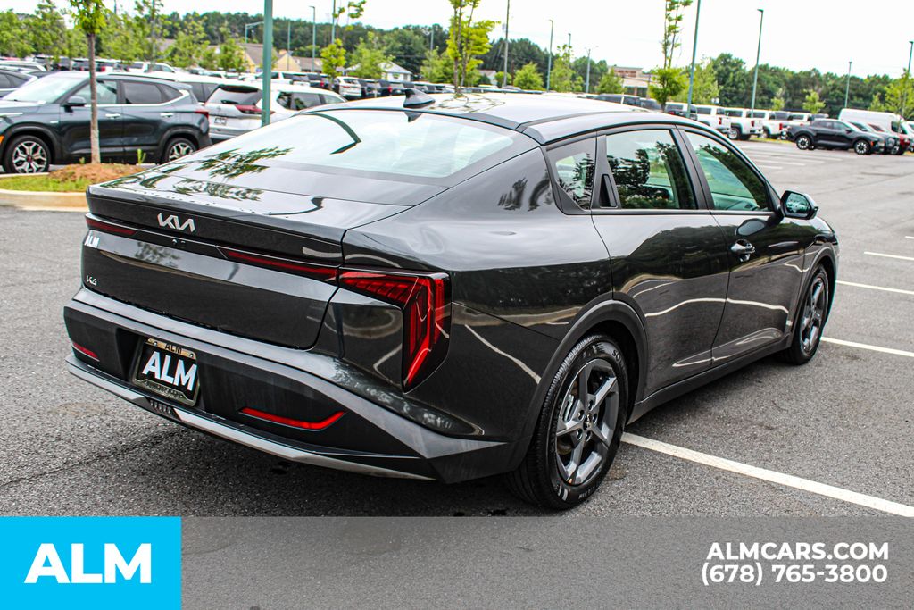 Used 2025 Gray Kia LXS image 6