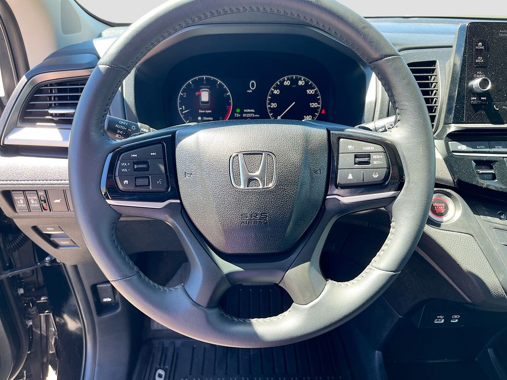 Used 2026 Black Honda EX-L image 11