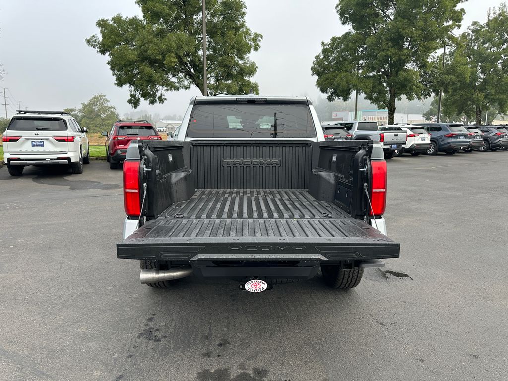 2025 Toyota Tacoma Hybrid TRD Off Road
