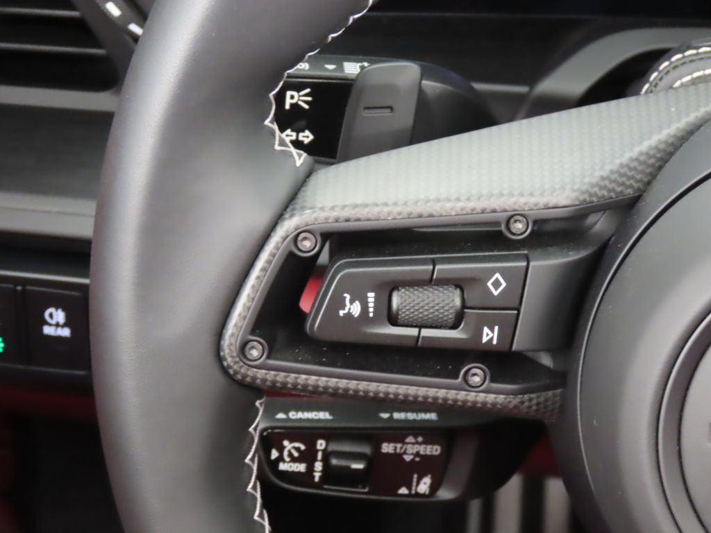 Thumbnail: 2025 Porsche 911 - 29