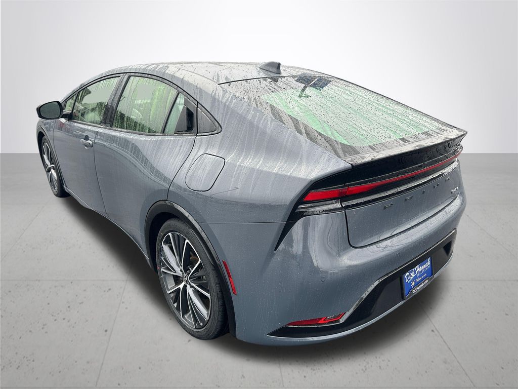 2023 Toyota Prius XLE