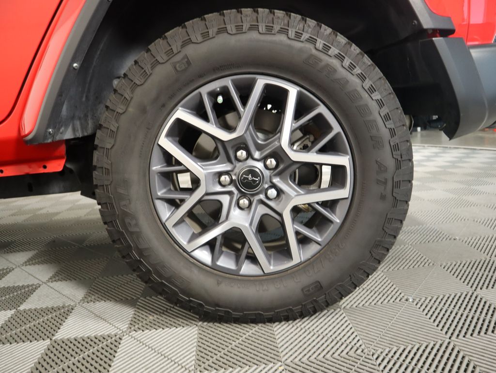 Thumbnail: 2024 Jeep Wrangler - 32