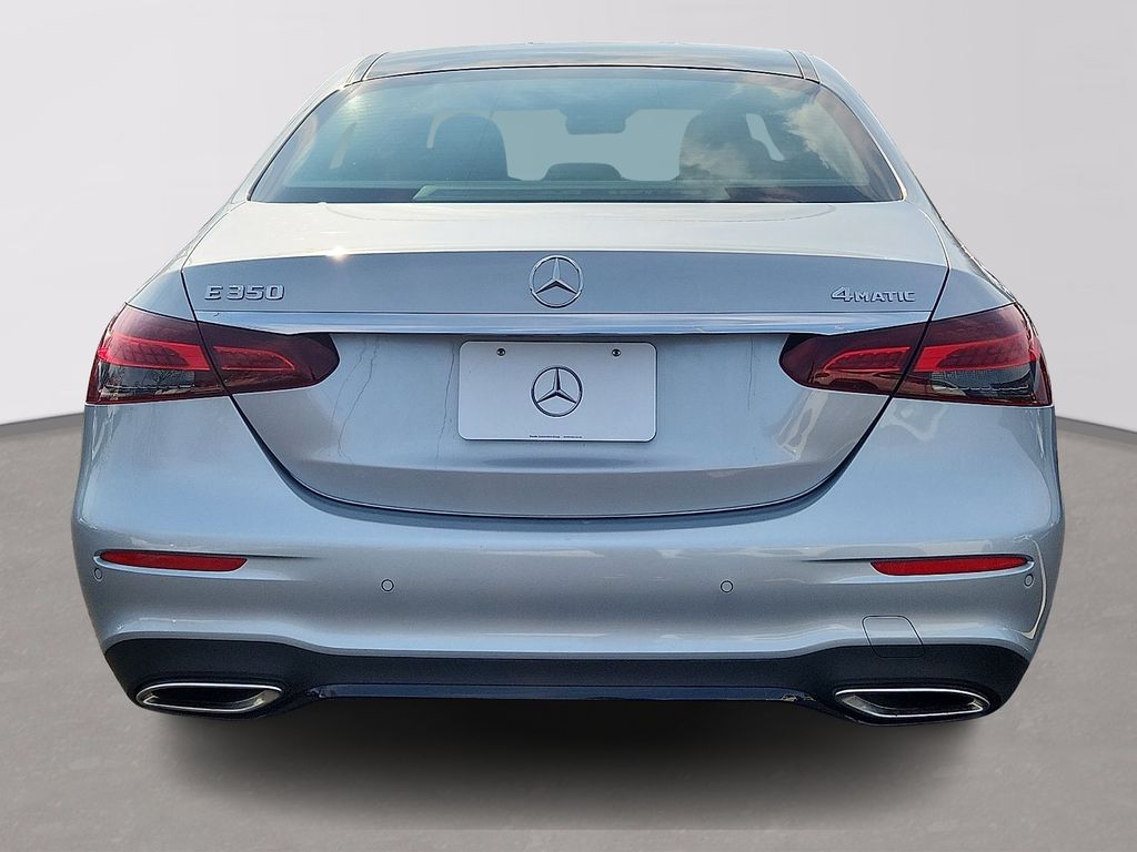 Thumbnail: 2022 Mercedes-Benz E-Class - 5