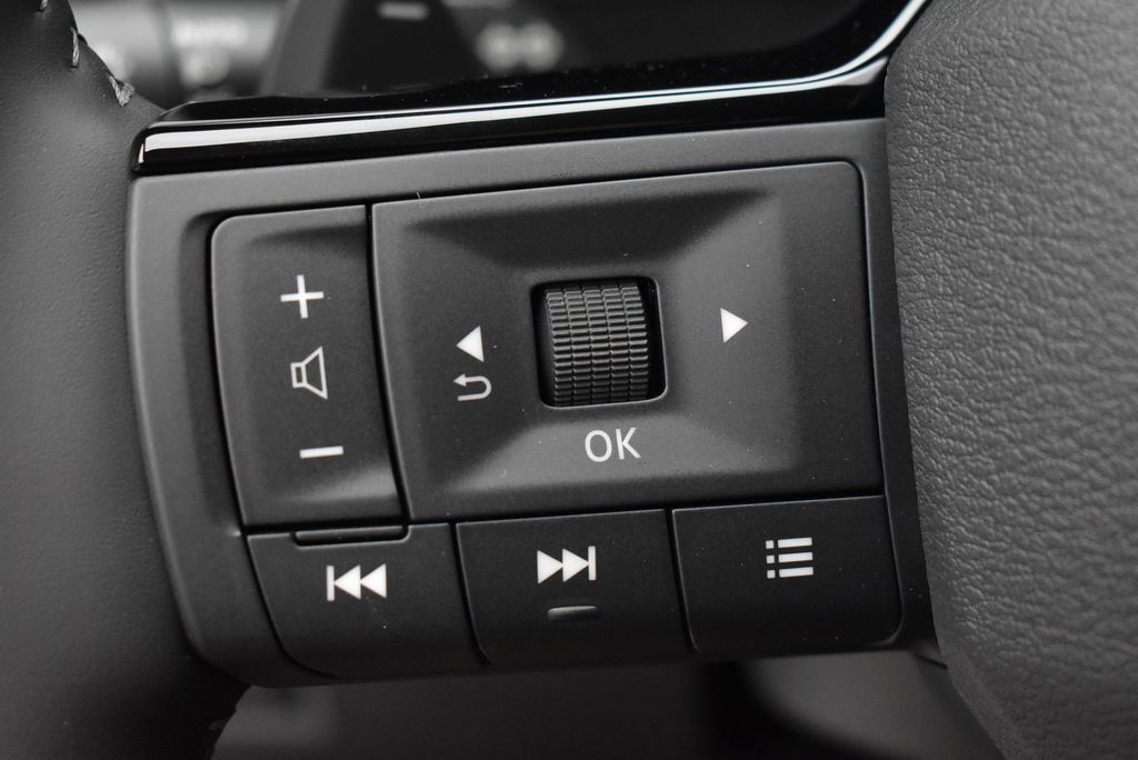 Thumbnail: 2026 Nissan Rogue - 18