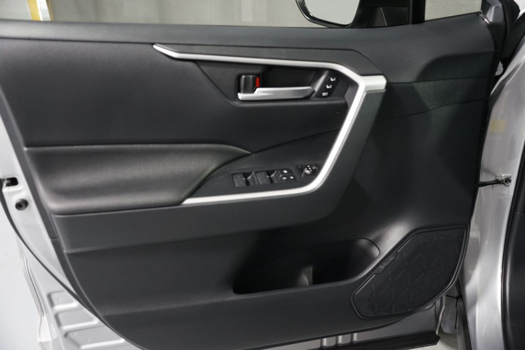 Thumbnail: 2024 Toyota RAV4 - 30