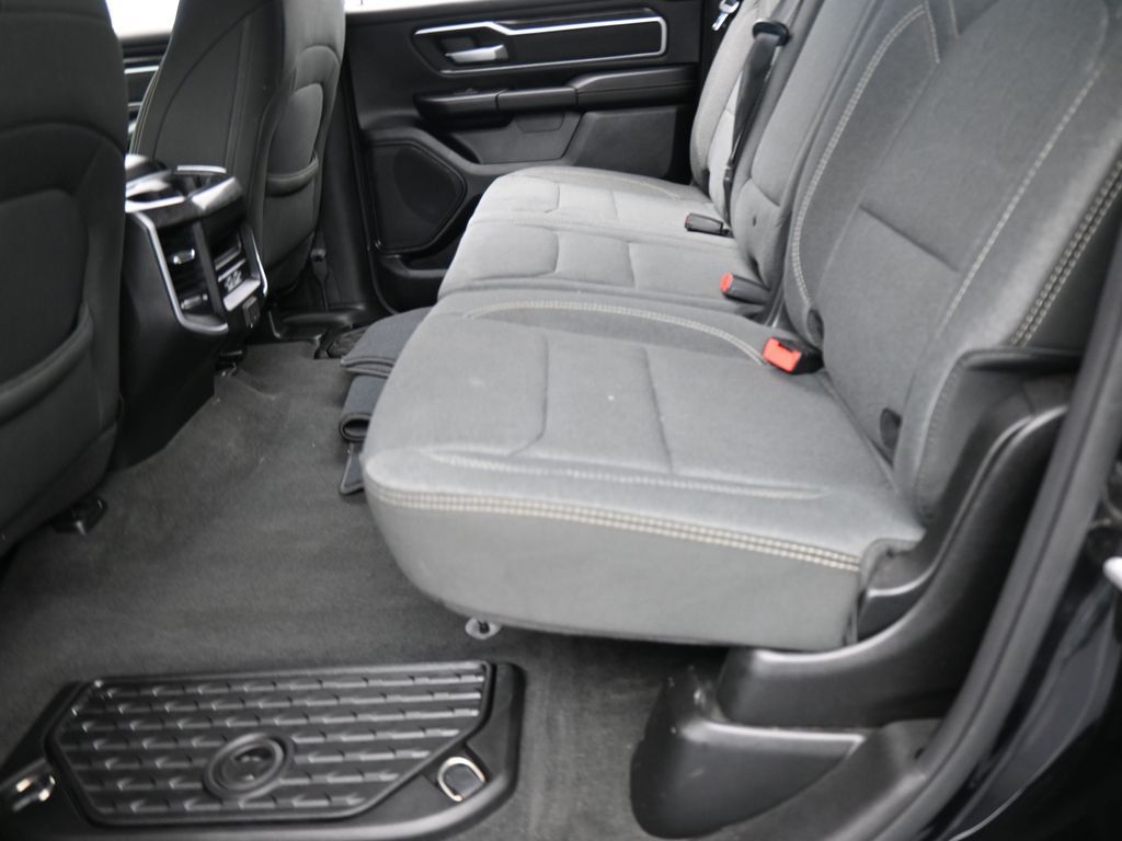 Used 2021 Diamond Black Crystal Pearlcoat Ram Big Horn/Lone Star image 31