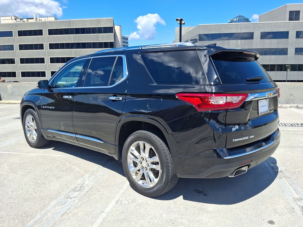 Thumbnail: 2018 Chevrolet Traverse - 3