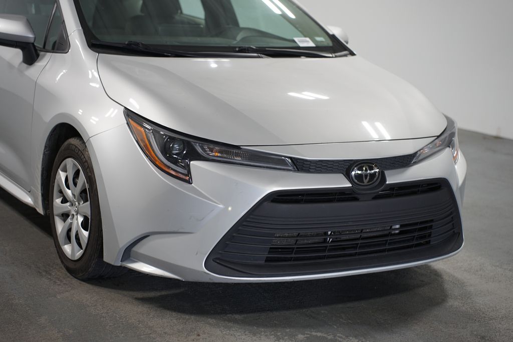 Thumbnail: 2023 Toyota Corolla - 4