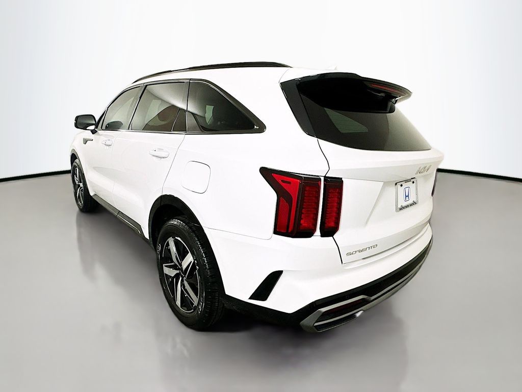 Thumbnail: 2023 Kia Sorento - 7
